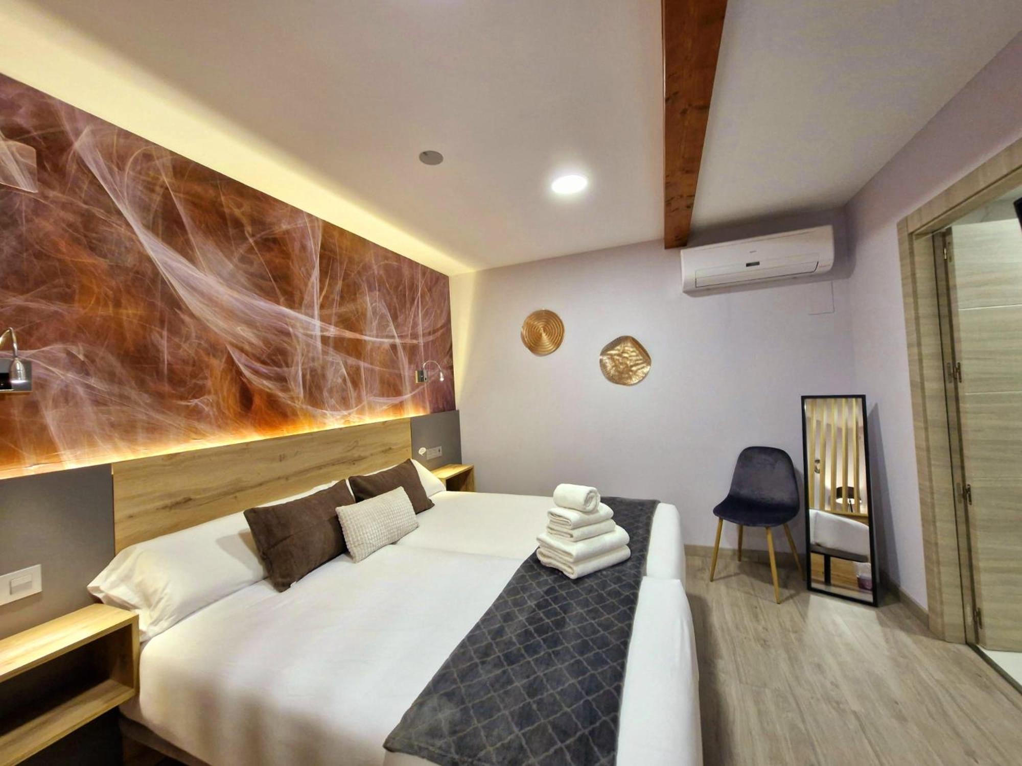 Feeling Home - Suites&Rooms レオン エクステリア 写真