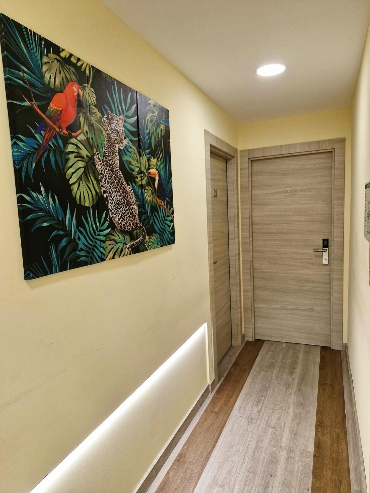 Feeling Home - Suites&Rooms レオン エクステリア 写真